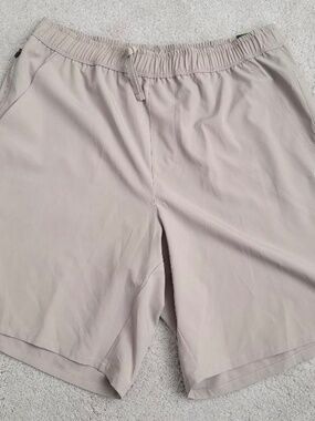 DSG Men's 8" Agility Shorts Size Medium Khaki